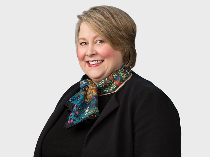 Photo of Beth E. Carlson