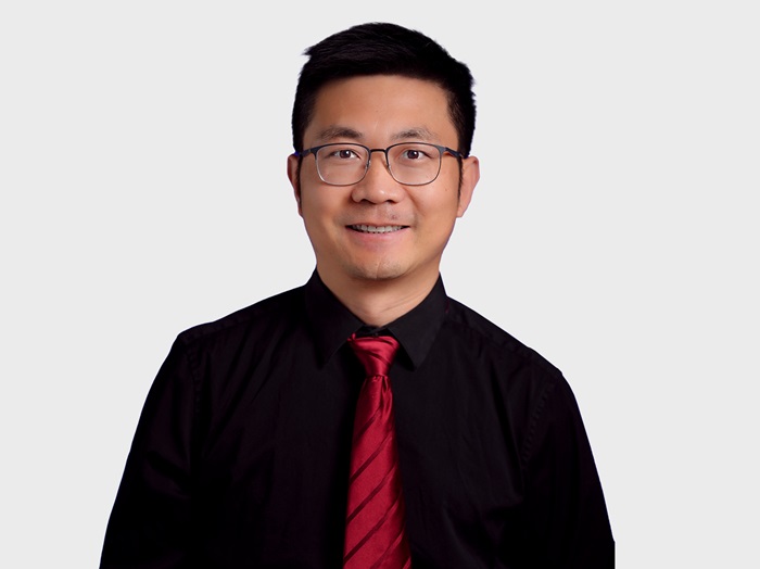 Photo of Yufeng Dong