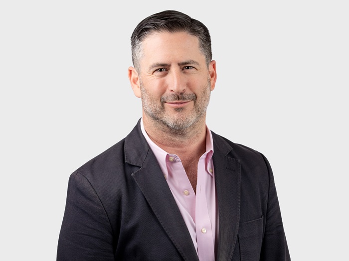 Photo of Daniel Smulian