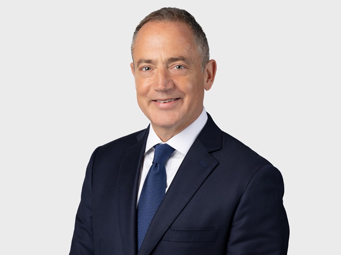 Photo of Geoffrey Sawyer