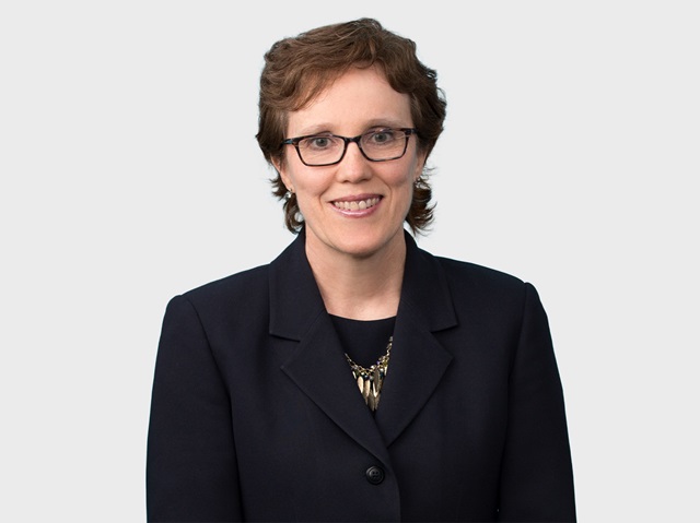 Photo of Laurie Schrader